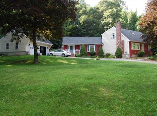 9 Gay Rd, Brookfield, MA 01506