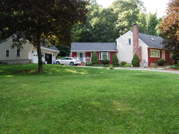 9 Gay Rd, Brookfield, MA 01506