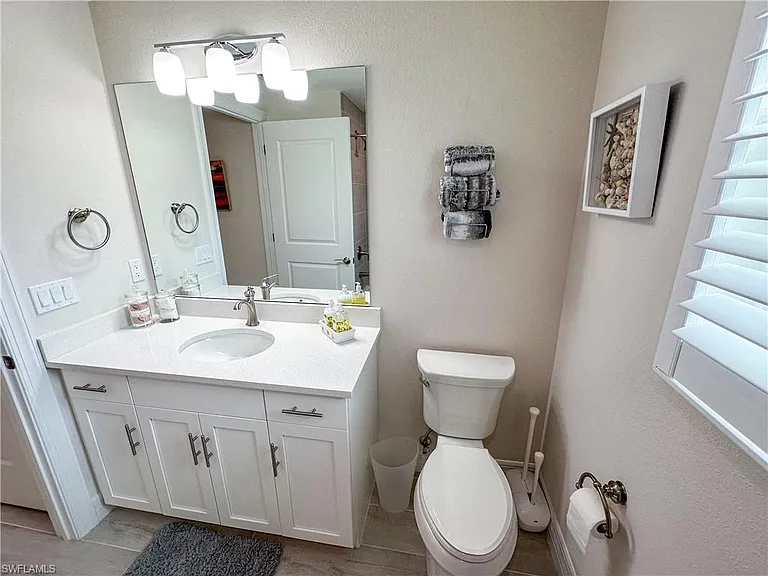 220 Indies Dr E #101 — Photo 30