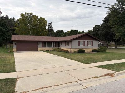 316 Woodland Beach Road, Lake Mills, WI, 53551