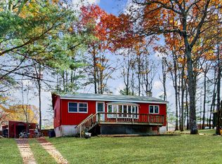 141 Edgewater Dr, Dingmans Ferry, PA