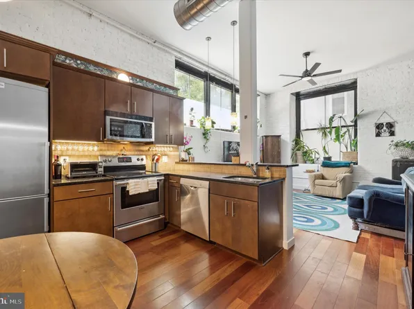 1201 Fitzwater St APT 102, Philadelphia, PA 19147