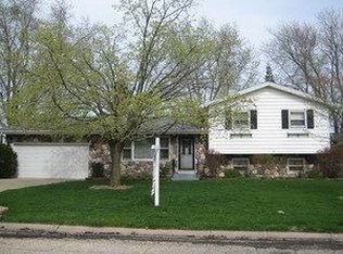 803 Obrien St, Harvard, IL 60033