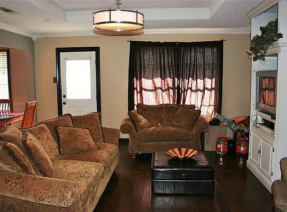 2nd image of 346 Softwood Dr