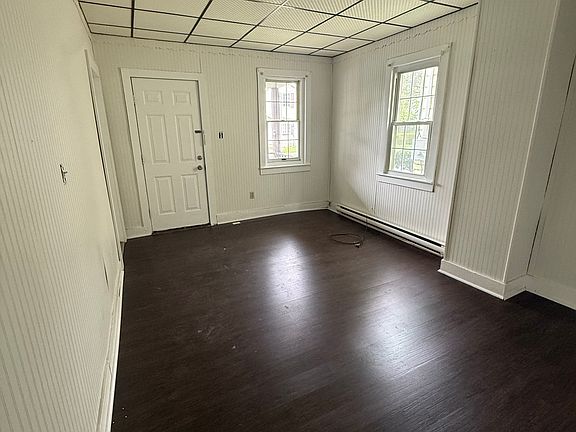 2nd image of 111-113 Church St #A