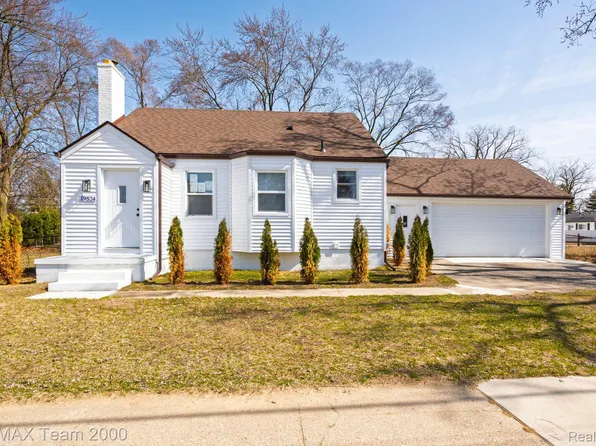 19524 Farmington Rd, Livonia, MI 48152