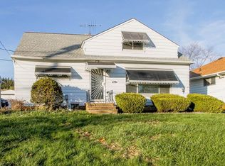 20619 Donnybrook Rd, Maple Heights, OH 44137