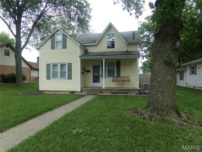 635 S 6th St, Breese, IL, 62230