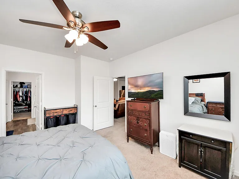 1024 Banyon Tree Ln — Photo 14