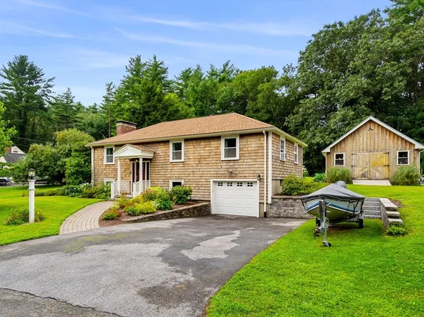19 Forrest Rd, Topsfield, MA 01983
