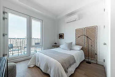 Rented by Key City Capital Inc