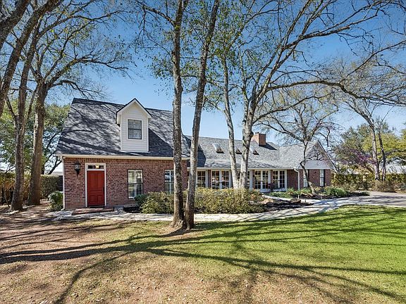 3rd image of 2360 Gun And Rod Cir