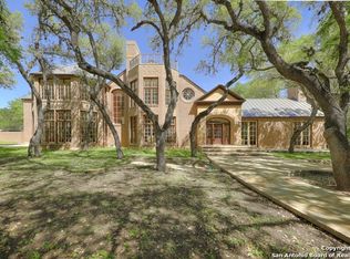 275 Limestone Creek Rd, Hill Country Village, TX 78232