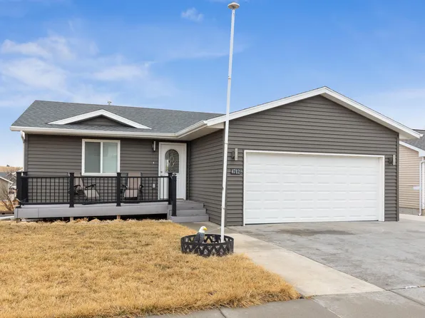 4712 Three Rivers Dr, Rapid City, SD 57701