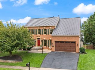 18571 Dettington Ct, Leesburg, VA 20176