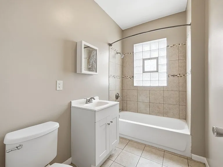8041 S Laflin St #2 — Photo 16