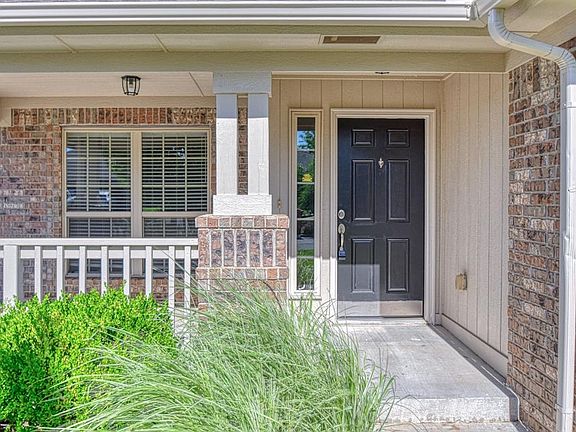 3rd image of 3204 Bishop Rock Pl