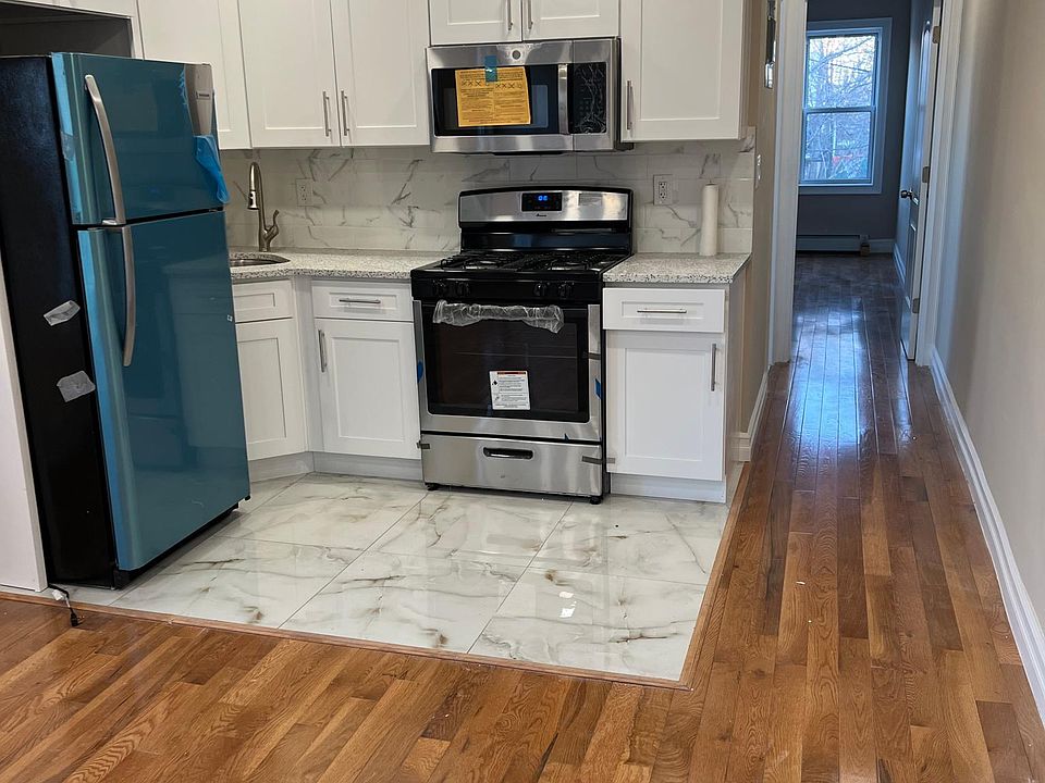 1st image of 13740 Jamaica Ave #2