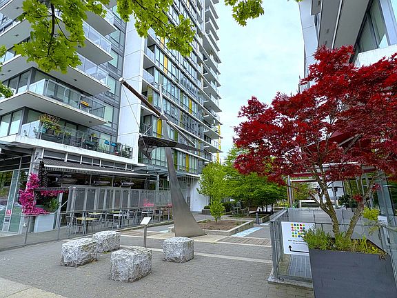 3rd image of 159 W 2nd Ave #309
