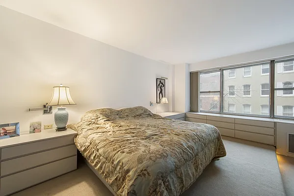 Sold by Nest Seekers International | media 14