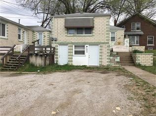 303 N 1st St #A, Wood River, IL