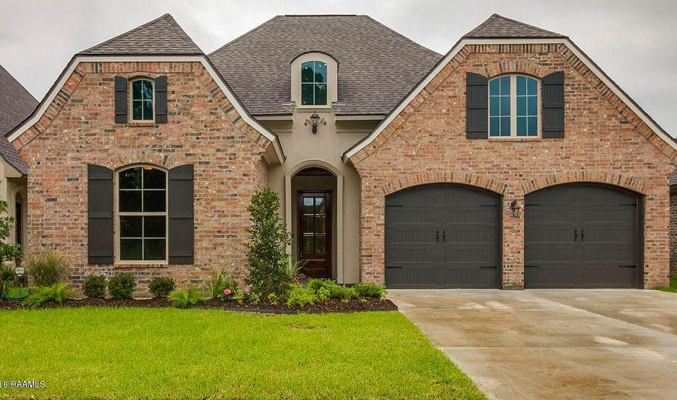 1st image of 208 Cypress View Dr