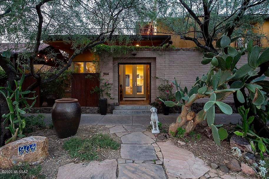1st image of 904 W Paseo De La Cosecha