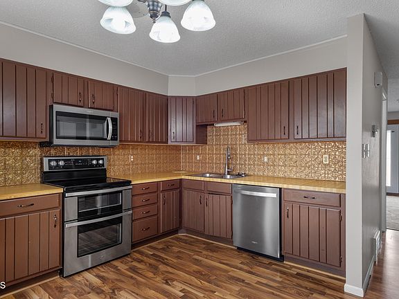 4th image of 508 17th St NW