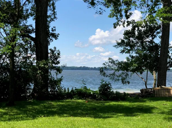 456 Lakewood Drive, Swanton, VT 05488