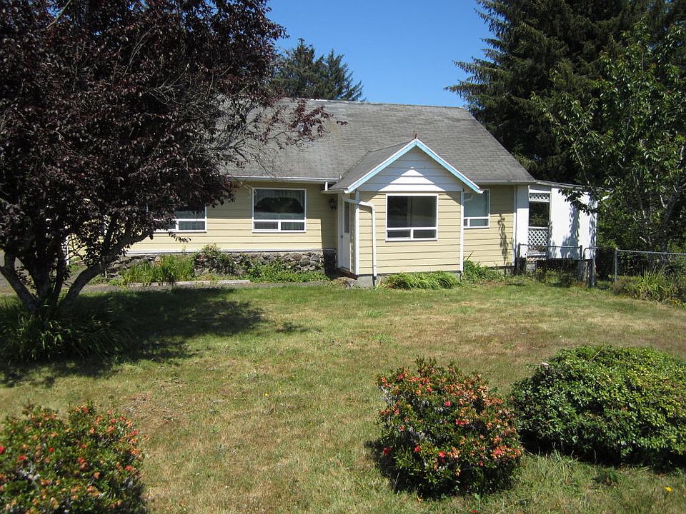 1st image of 1183 SE Shady Cove Ln