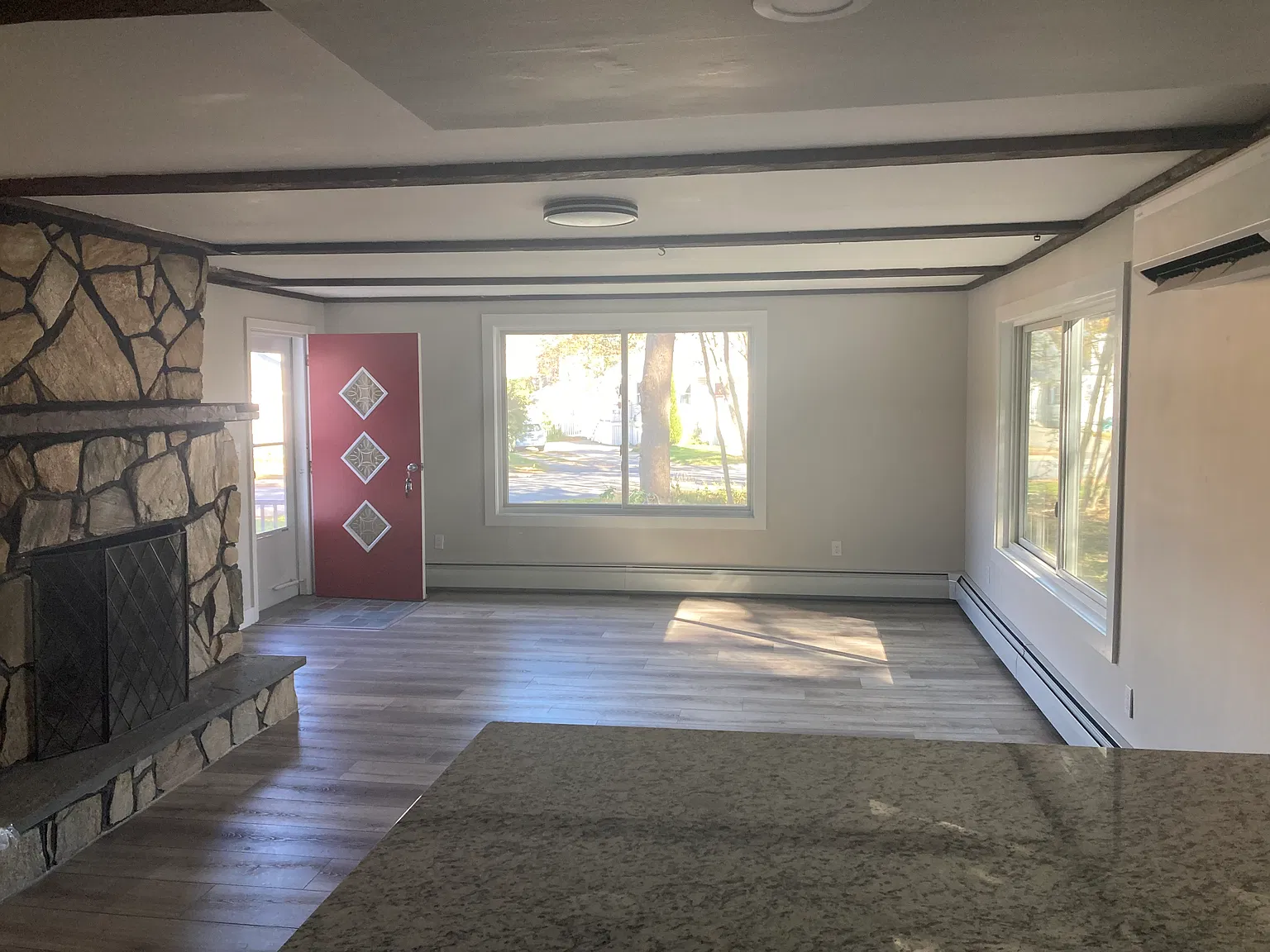 2 bed, 1398 sqft, $3,200 — Photo 3