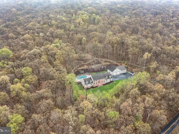 366 Whiskey Springs Rd, Dillsburg, PA 17019