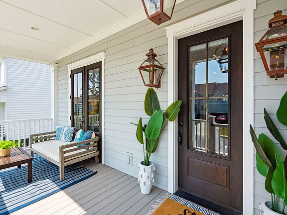 3rd image of 1676 Fort Palmetto Ct