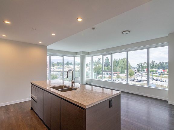 2nd image of 308 Morrissey Rd #902