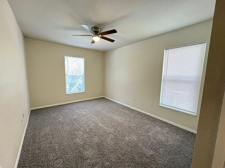 6016 Hemingway Cir — Photo 17