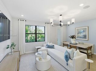 4286 Efendi Dr, Lantana, FL 33462