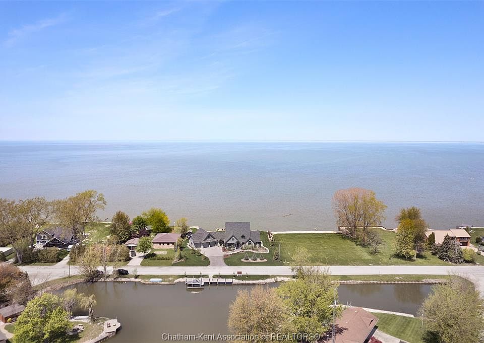 17560 Melody Dr, Lakeshore, ON N0P 2L0 MLS 23007962 Zillow