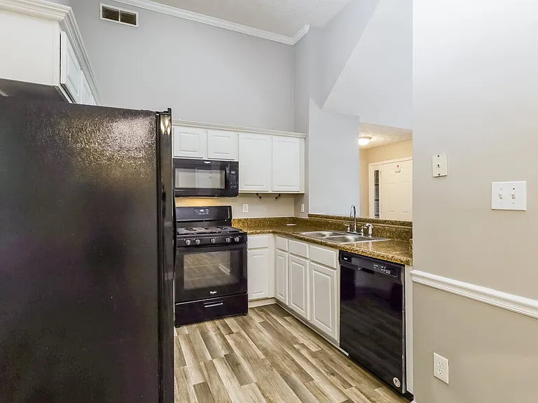 130 Stoney Brook Way — Photo 8
