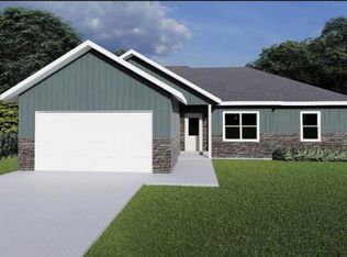 696 Dean Ln, Republic, MO 65738