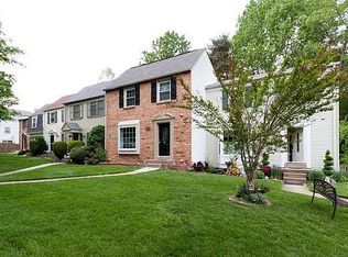 9002 Bowler Dr, Fairfax, VA 22031
