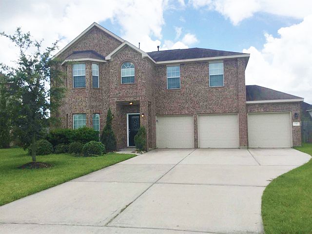 1st image of 136 Avery Springs Ln