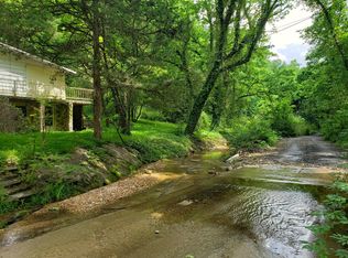 647 Mystery Cave Rd, Marshall, AR 72650