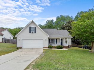 233 Antigua Dr, Raeford, NC 28376
