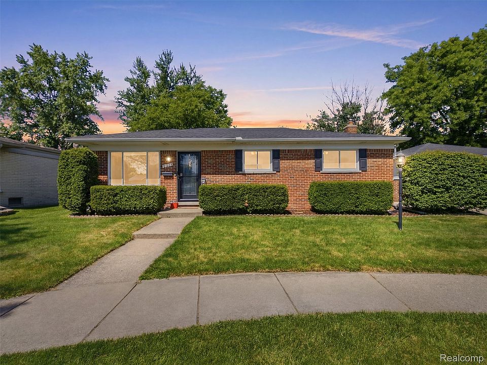 1st image of 40963 Flagstaff Dr