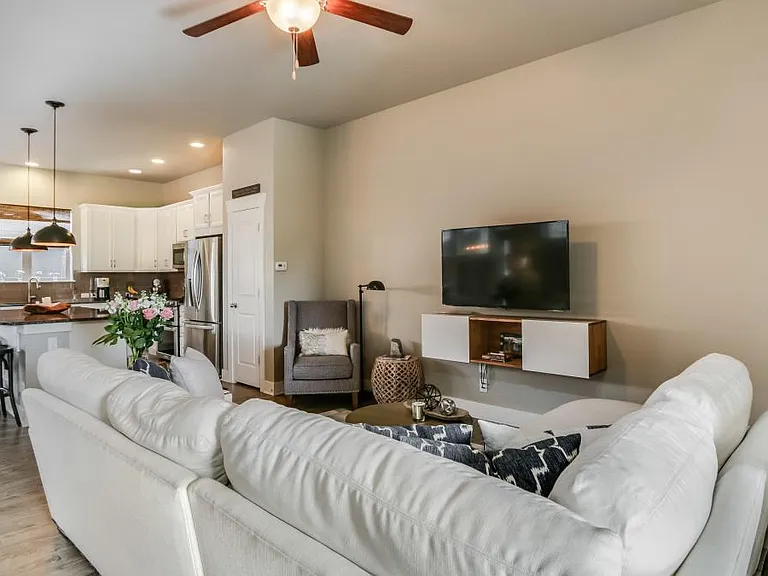 5070 Yosemite Ct #2 — Photo 5