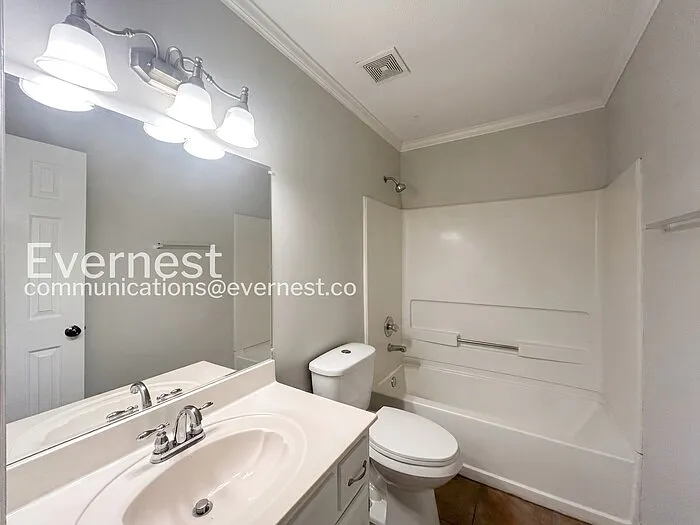 10453 Kristen Dr S — Photo 10
