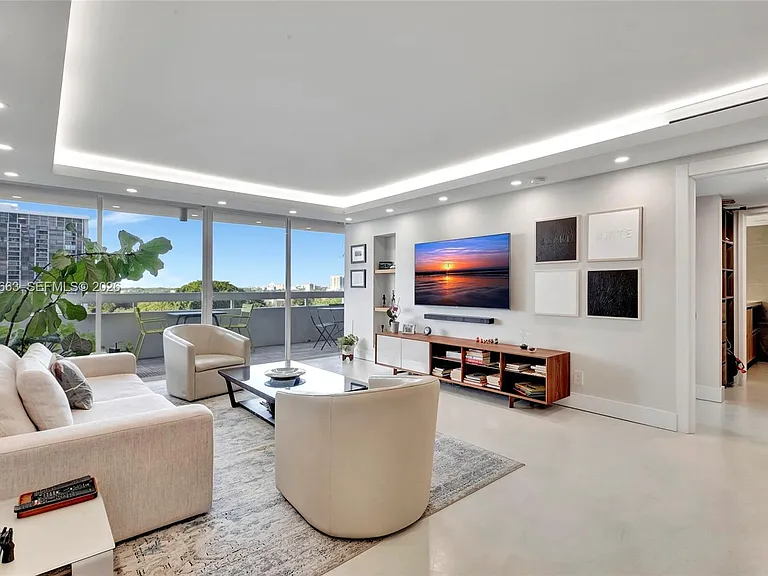 1627 Brickell Ave #1202 — Photo 5