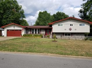 923 S 20th St, Rogers, AR 72758