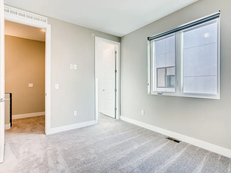 Forty45 Row — Photo 40