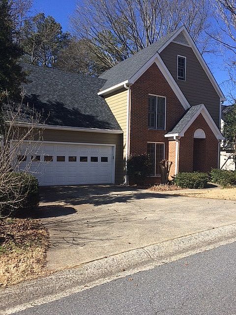 1st image of 629 Oakledge Dr